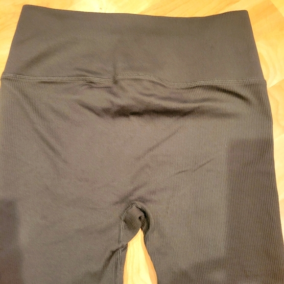 Victoria's Secret Ribbed High Rise Sport Tight Leggings Army Green Size M - Picture 6 of 7